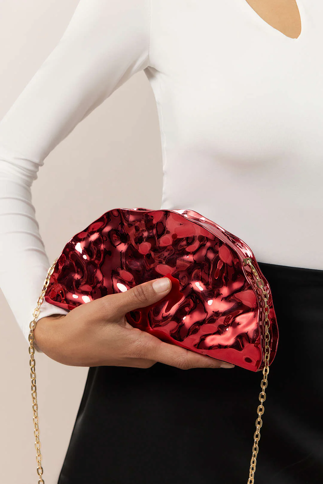 Acrylic Irregular Cross-Body Bag - Image 3