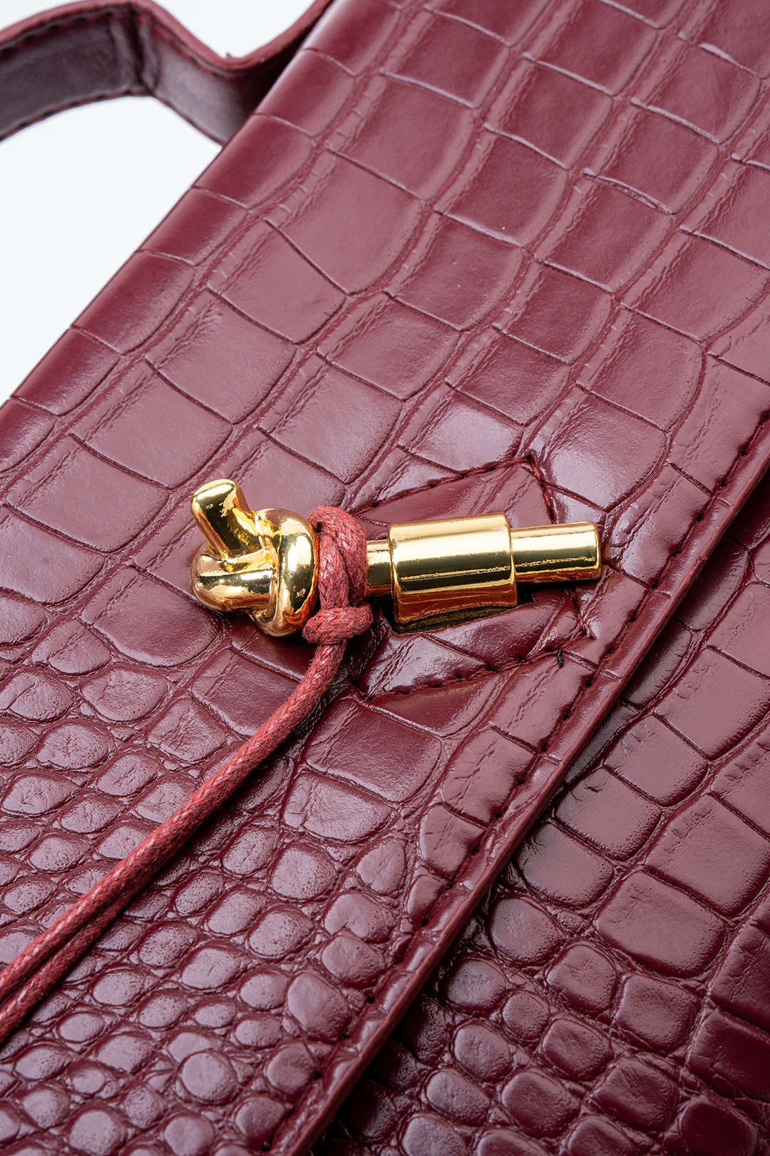 Crocodile Pattern Metallic Lock Clutch Bag - Image 3