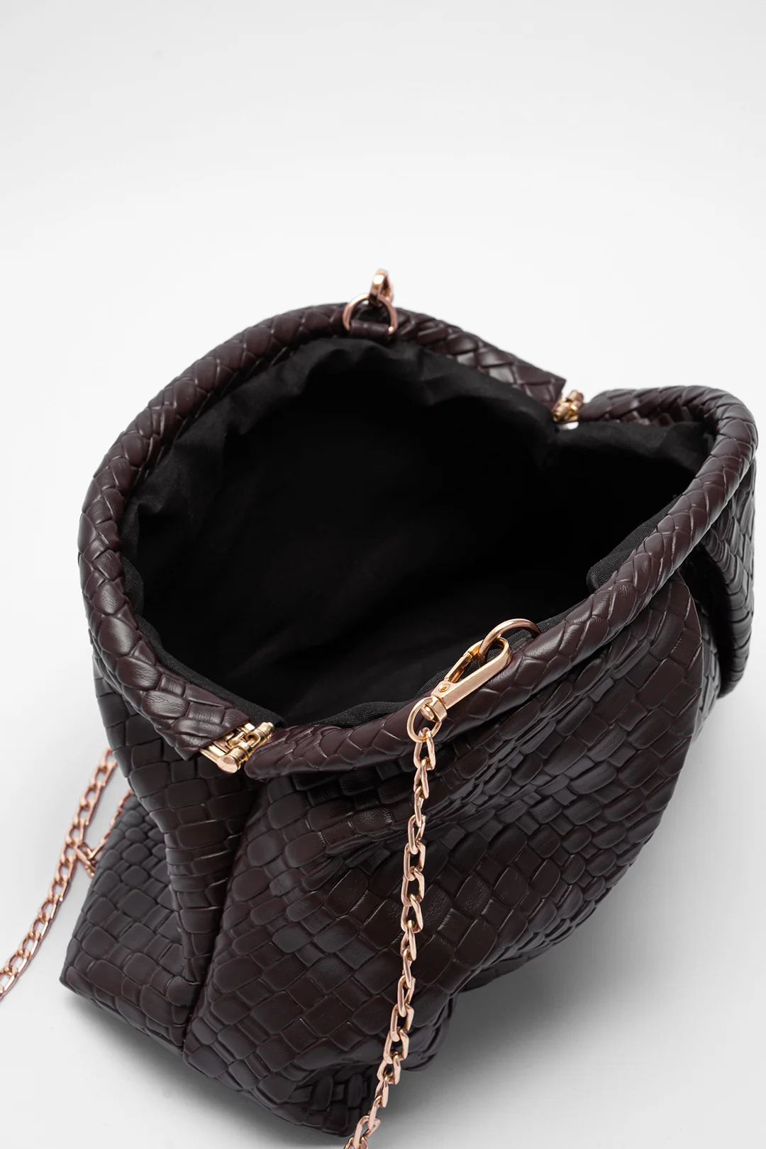 Metallic Chain Woven Clutch Bag - Image 3