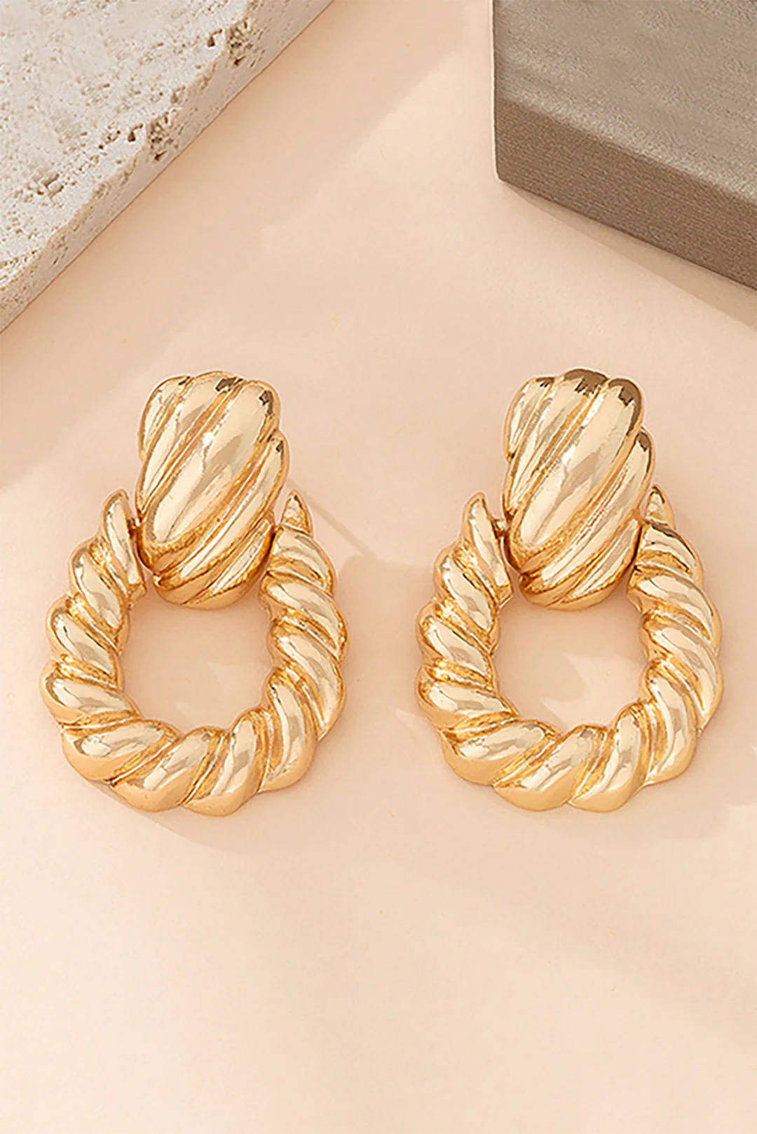Metal Geometric Earrings - Image 5