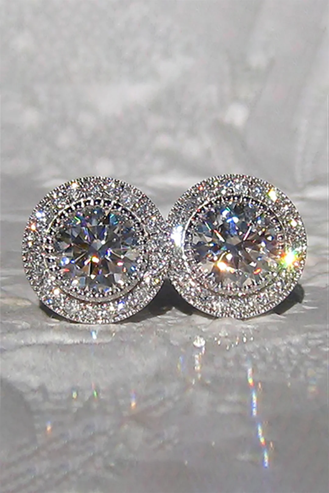 Zircon Shiny Round Diamond Earrings - Image 2