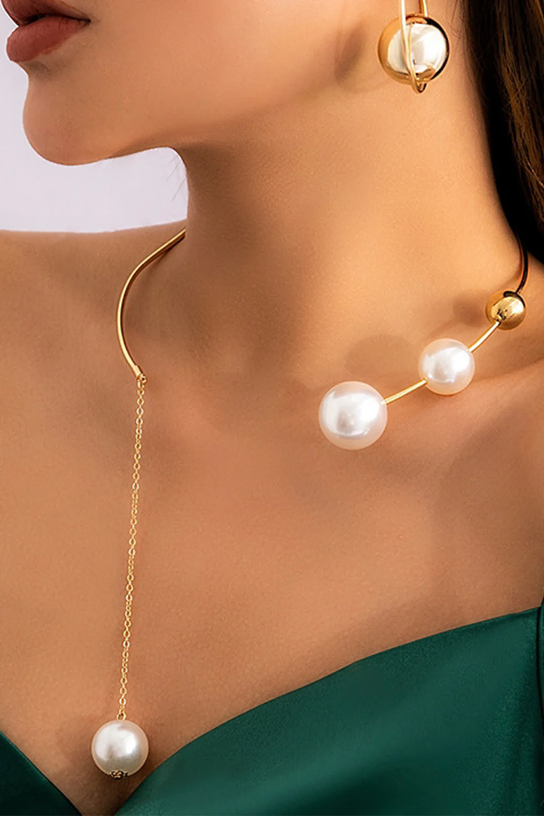 Pearl Decor Necklace - Image 2