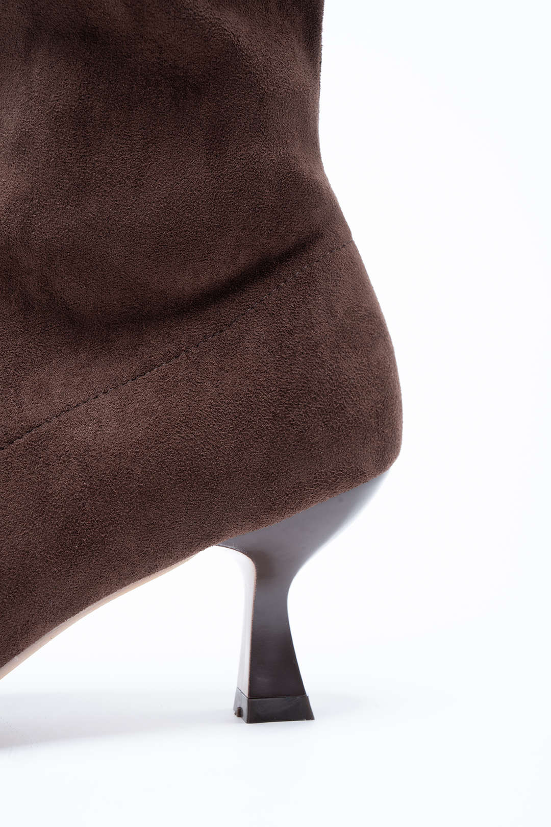 Suede Side Zipper Pointed Knee High Boots - Image 4