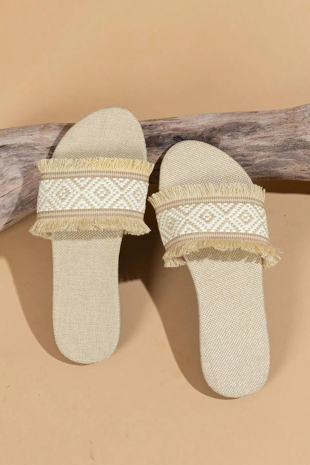 Fringed Weave Beach Slides - Image 3