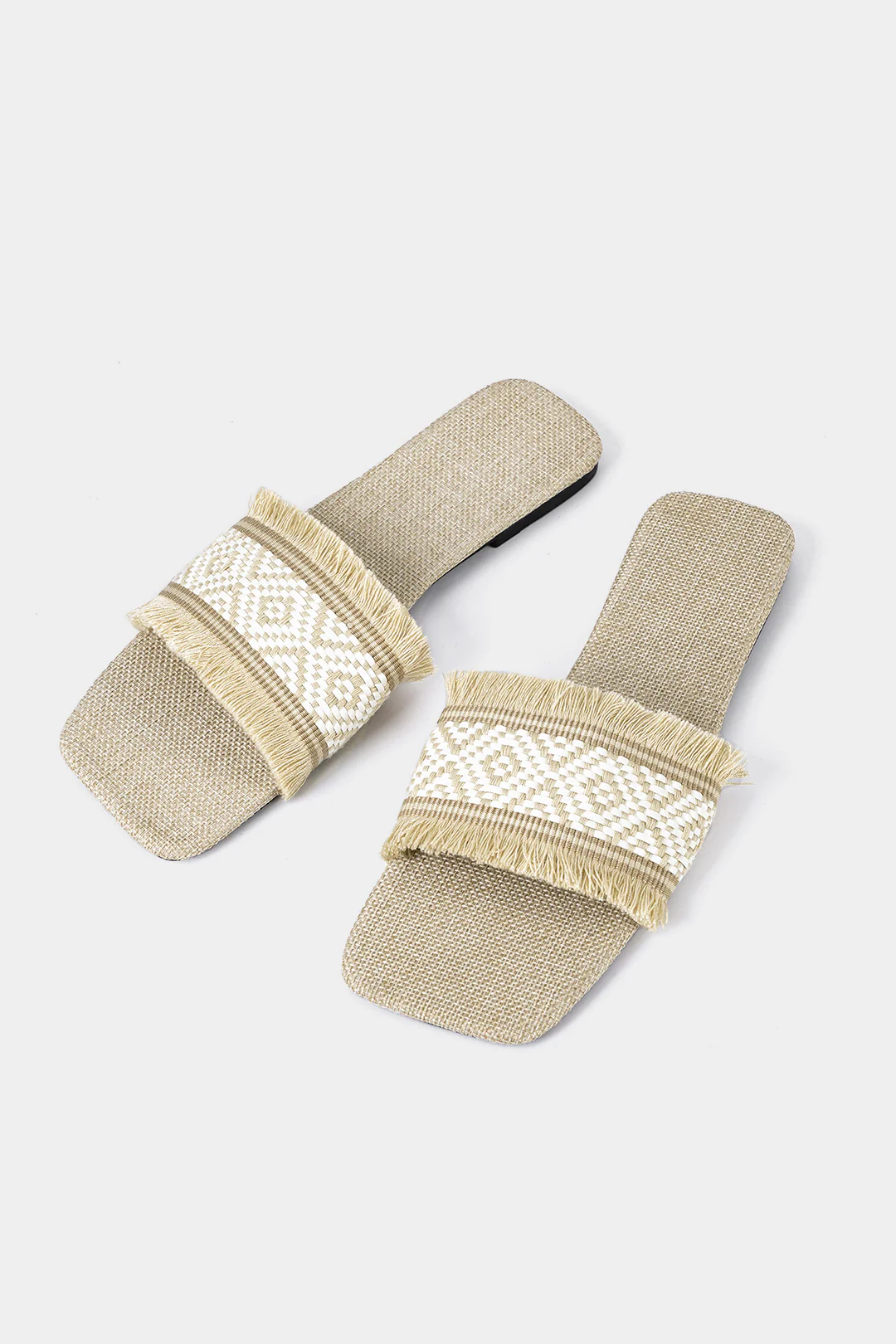 Fringed Weave Beach Slides - Image 7