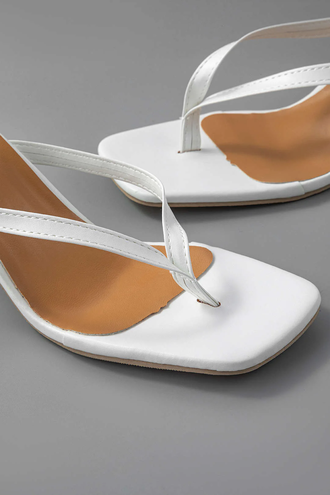 Basic Mid Heel Thong Sandals - Image 9
