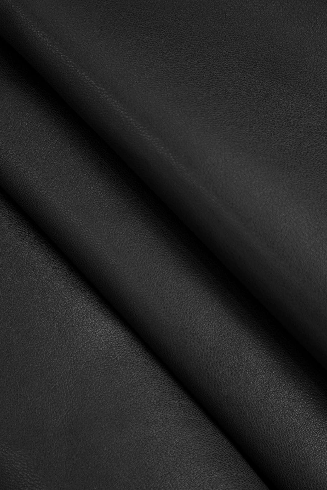Basic Faux Leather Ruched Mini Skirt - Image 10