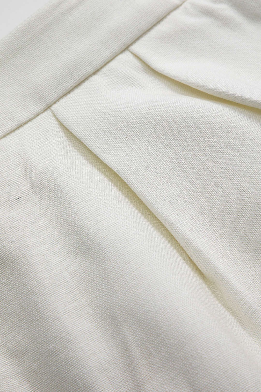 Linen Ruched Zipper Skirt - Image 3