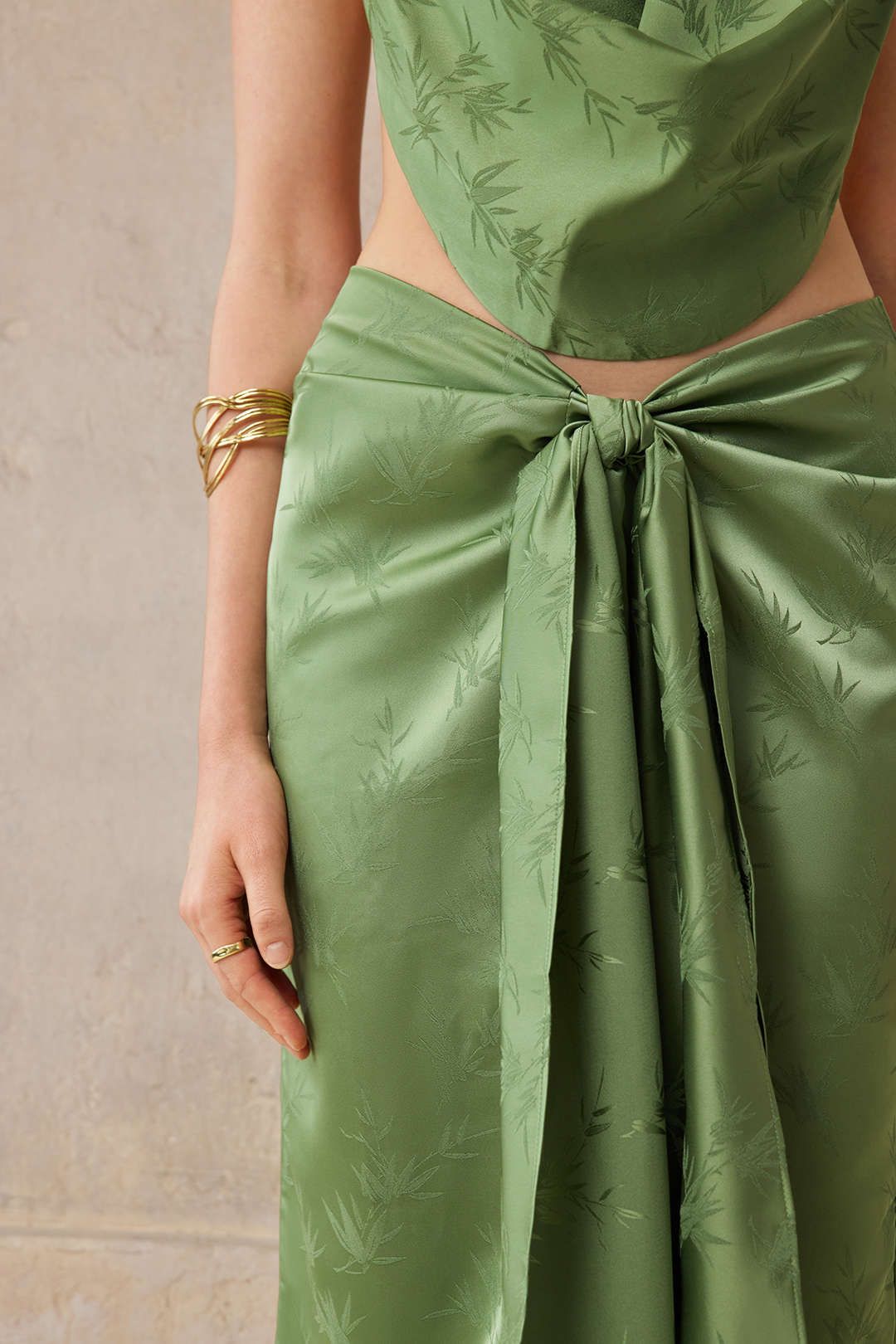 Jacquard Ruched Tie Front Split Skirt - Image 8
