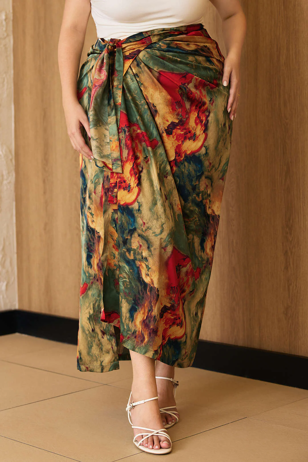 Plus Size Abstract Print Satin Tie Front Skirt - Image 8