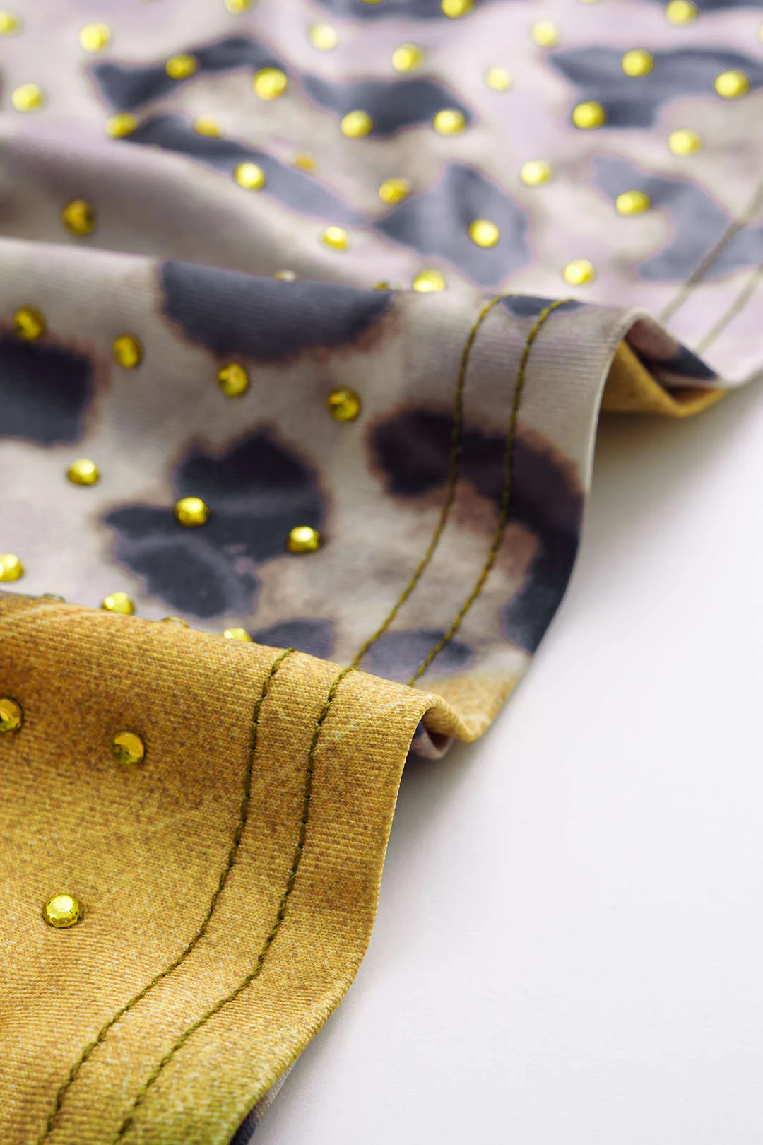 Leopard Pattern Rivet Skirt - Image 5