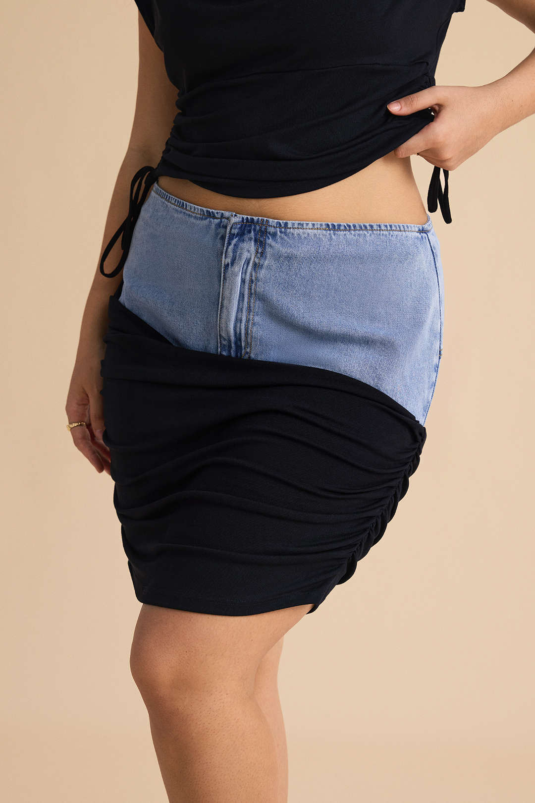 Plus Size Denim Ruched Patchwork Zipper High Waist Skirt - Image 5