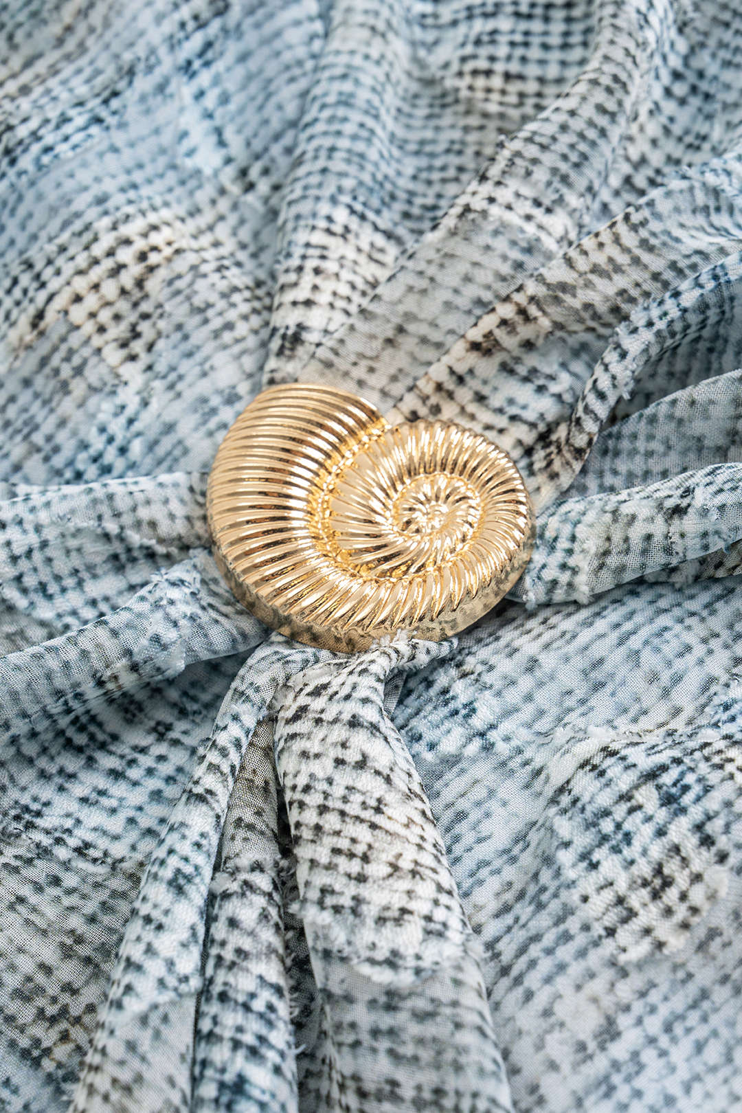 Abstract Pattern Chiffon Zipper Metallic Sea Shell Decor Ruched Skirt - Image 3