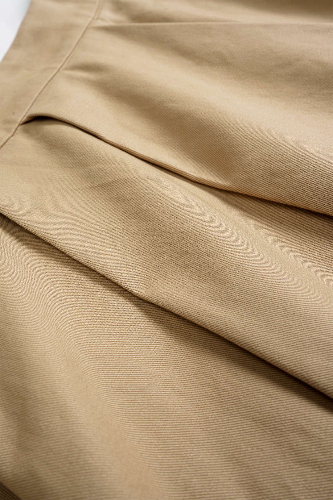 Solid Ruffle Hem Pleated Skirt - Image 4