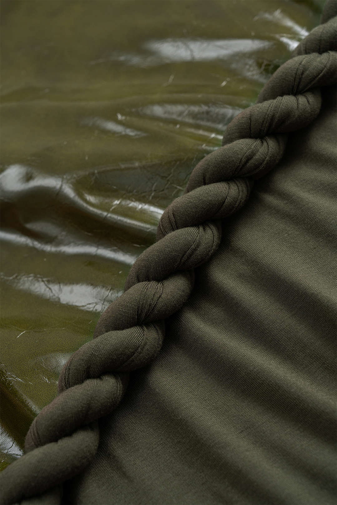 Plus Size Faux Leather Twist Knot Patchwork Skirt - Image 3