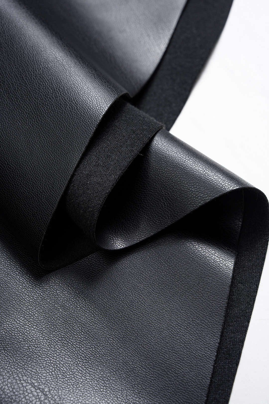 Faux Leather Asymmetrical Hem Ruched Skirt - Image 3