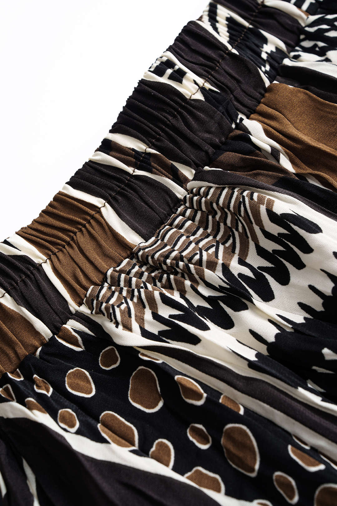 Tribal Print Wrinkled Skirt - Image 3