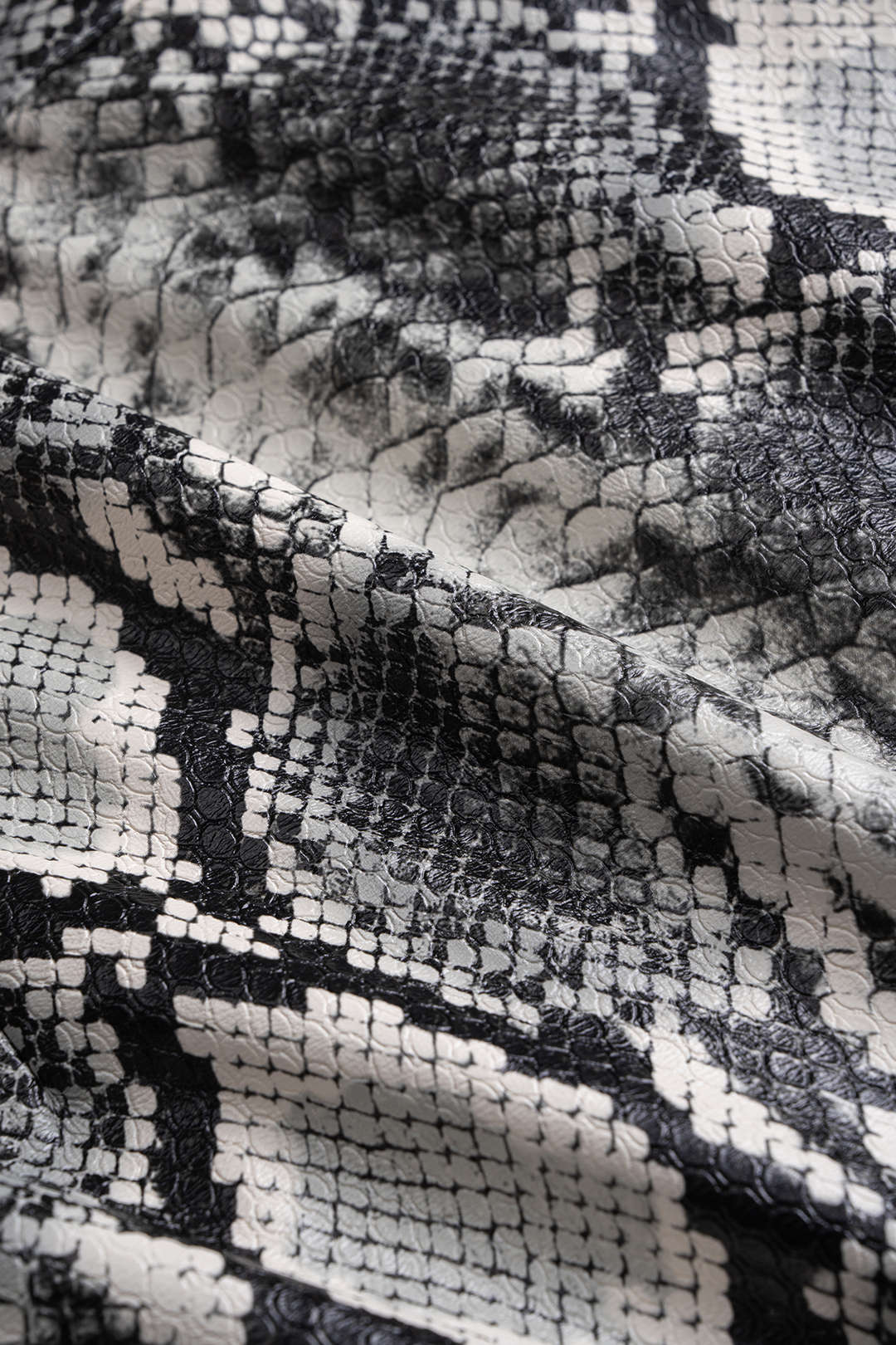 Snake Skin Print Faux Leather High Waist Skirt - Image 3
