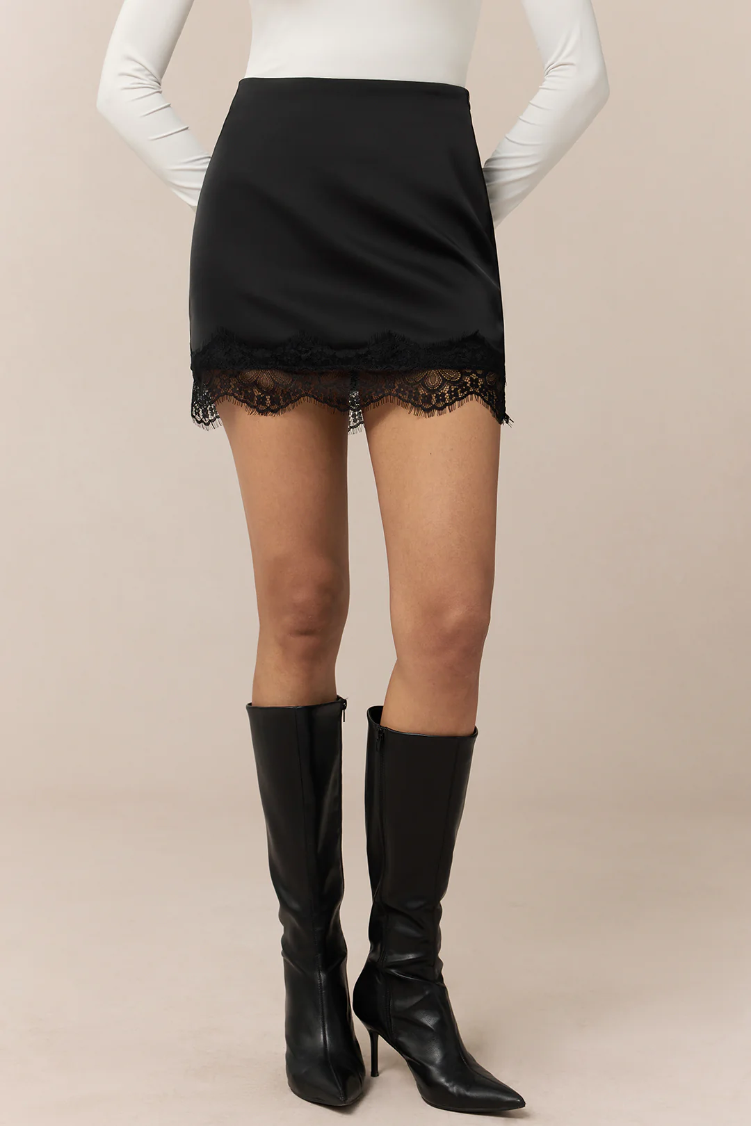 Satin Patchwork Lace Trim Zipper Mini Skirt - Image 3