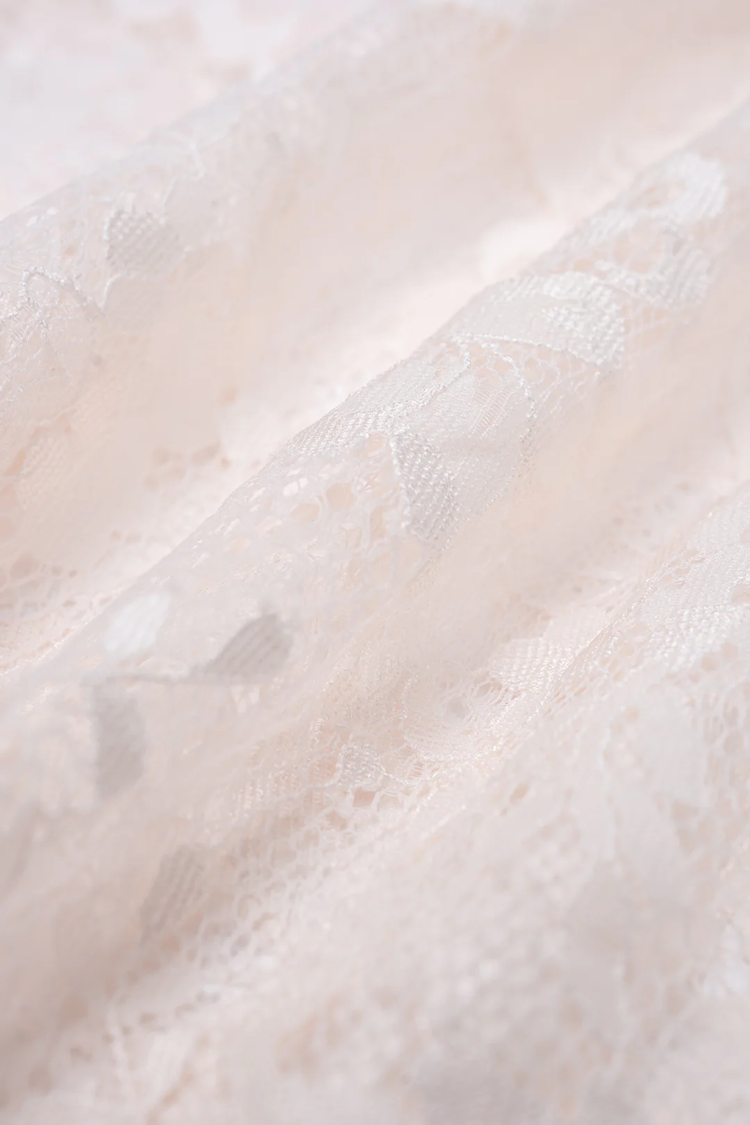 Satin Patchwork Lace Side Slit Skirt - Image 5