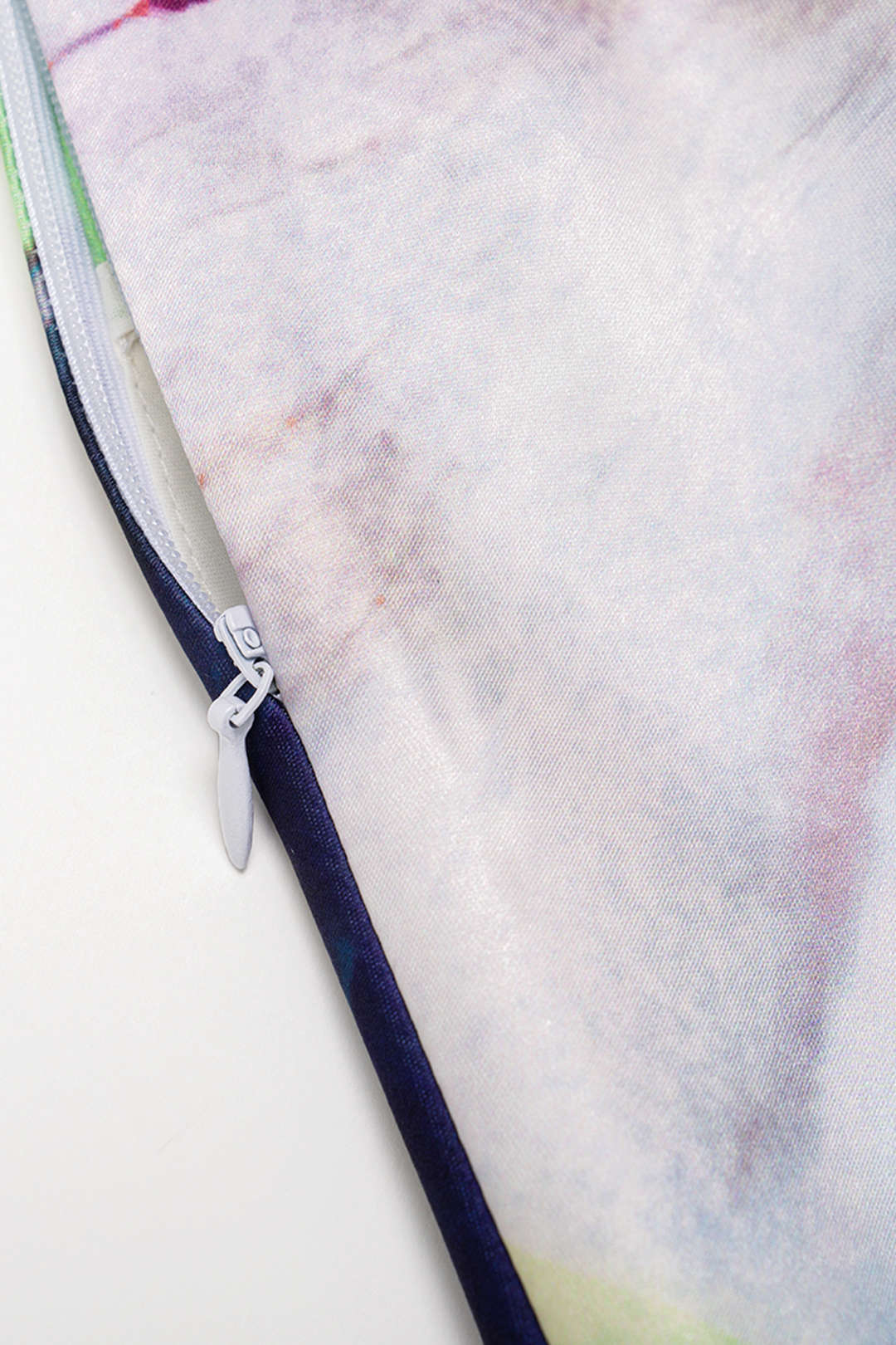 Abstract Print Satin Ruched Skirt - Image 3