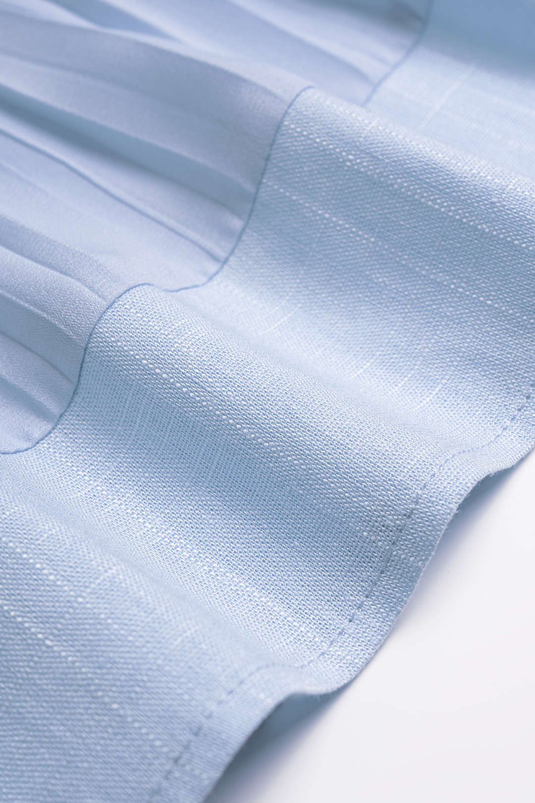 Solid Pleated Skirt - Image 4