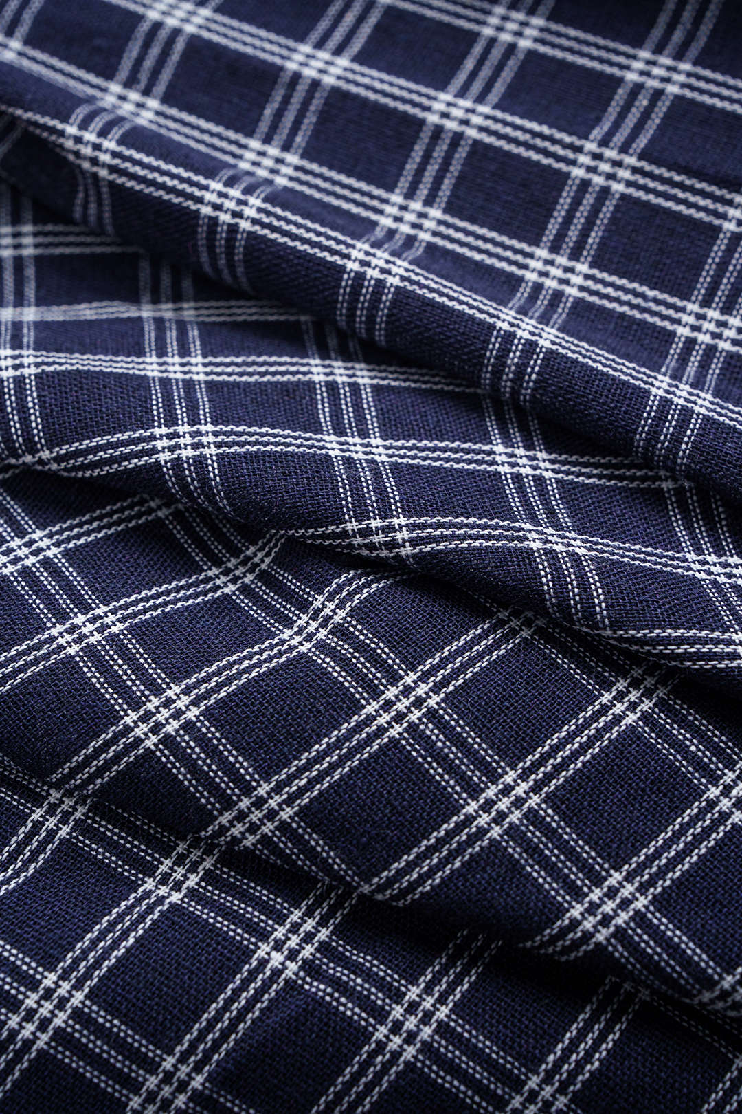 Plaid Print Asymmetrical Ruched Skirt - Image 4
