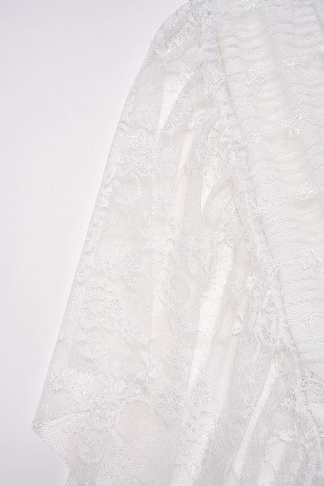 Solid Lace Patchwork Asymmetrical Skirt - Image 3