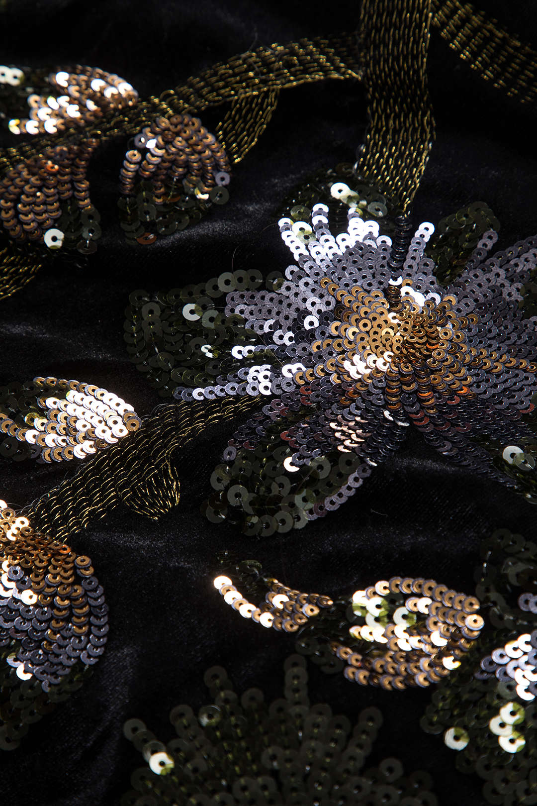 Sequin Velvet Embroidery Skort - Image 4