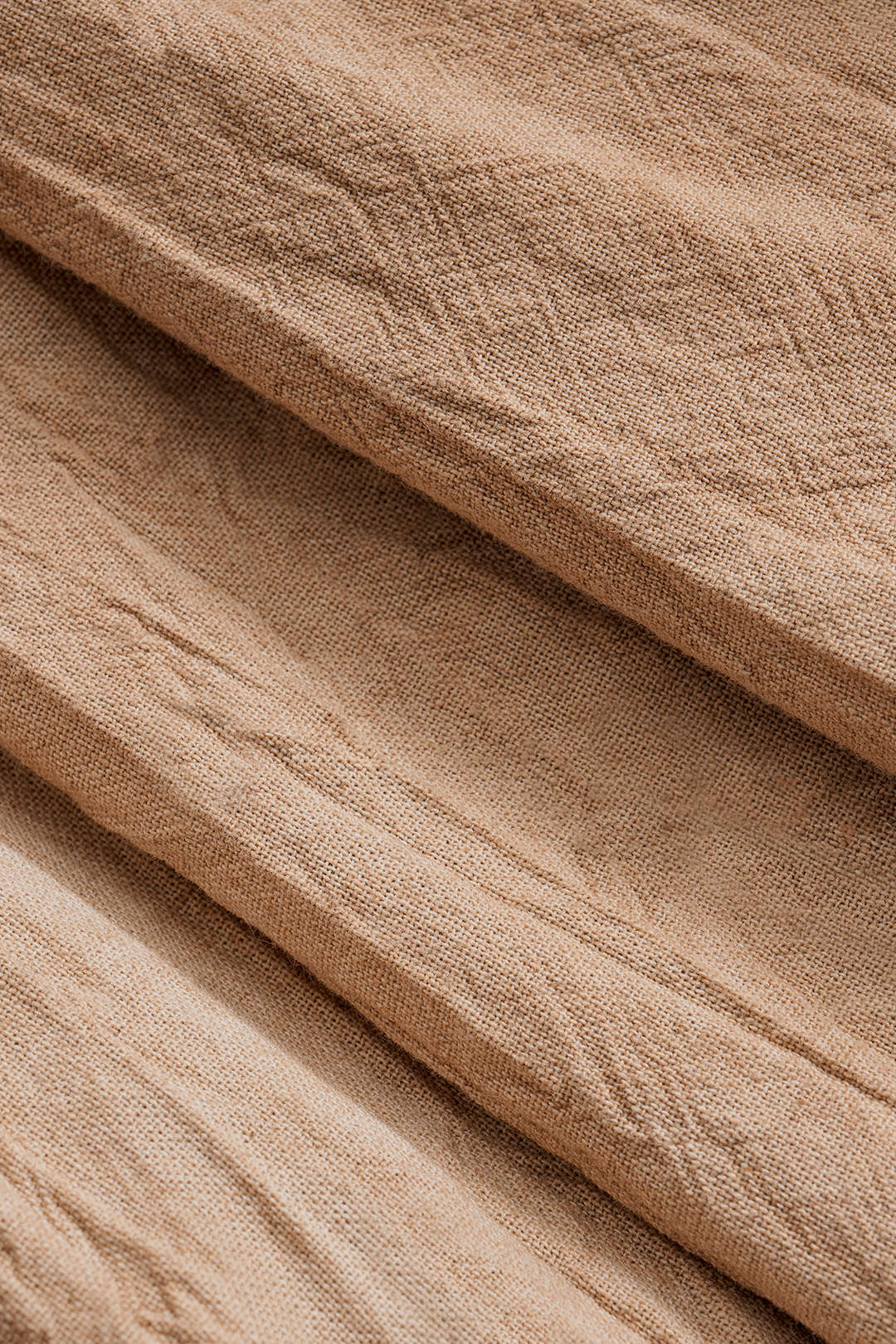 Solid Belted Ruched Shorts - Image 3