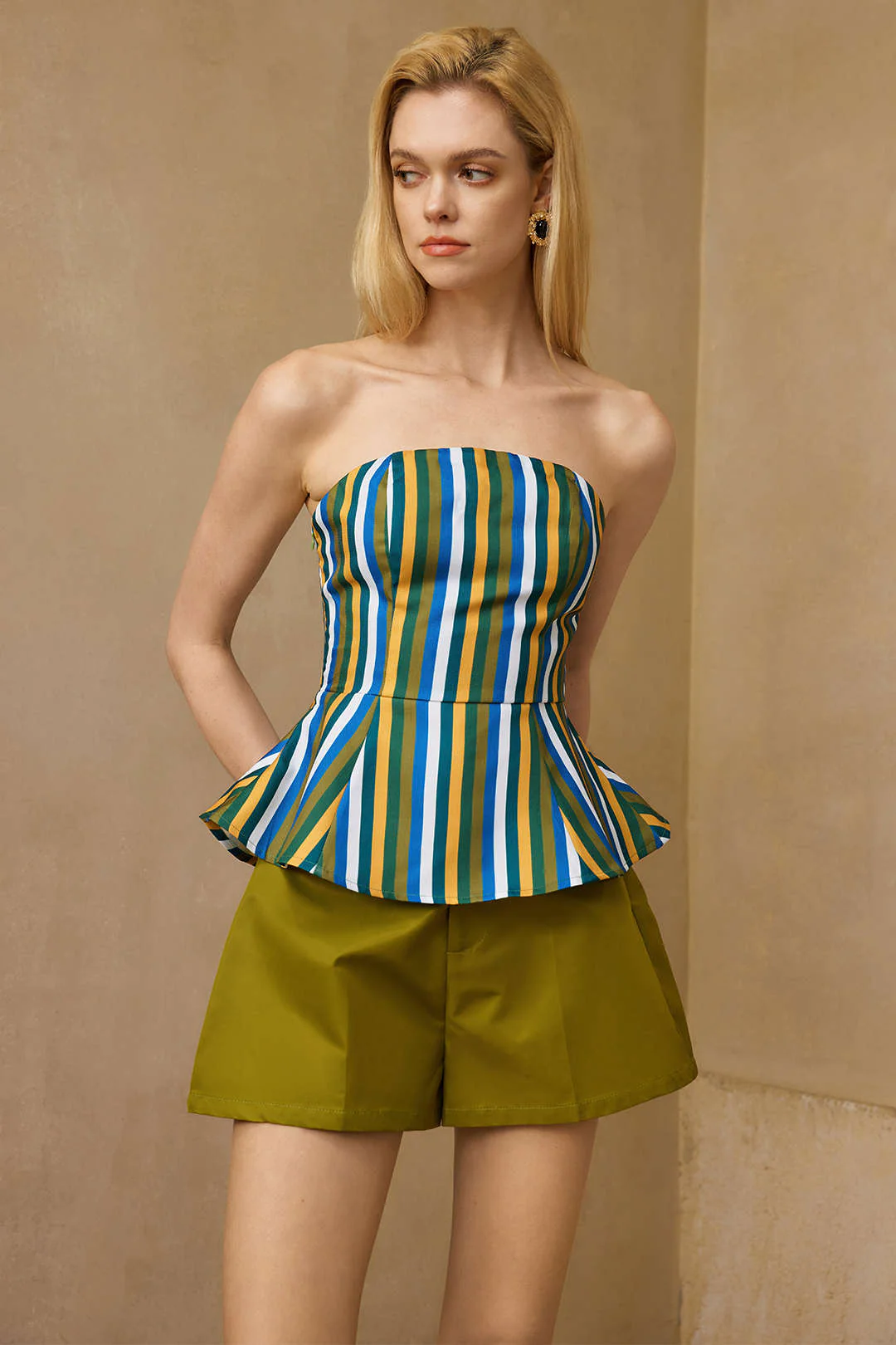 High Waist Ruched Shorts - Image 6