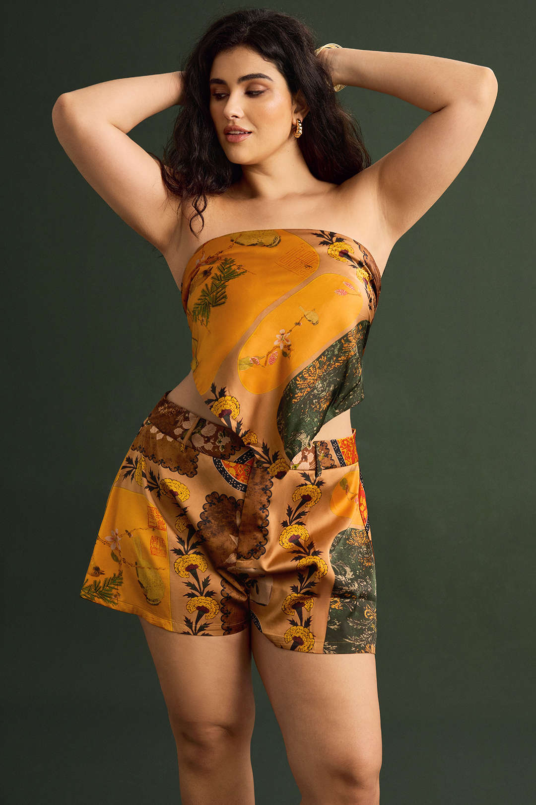 Plus Size Bohemian Print High Waist Zipper Shorts - Image 4