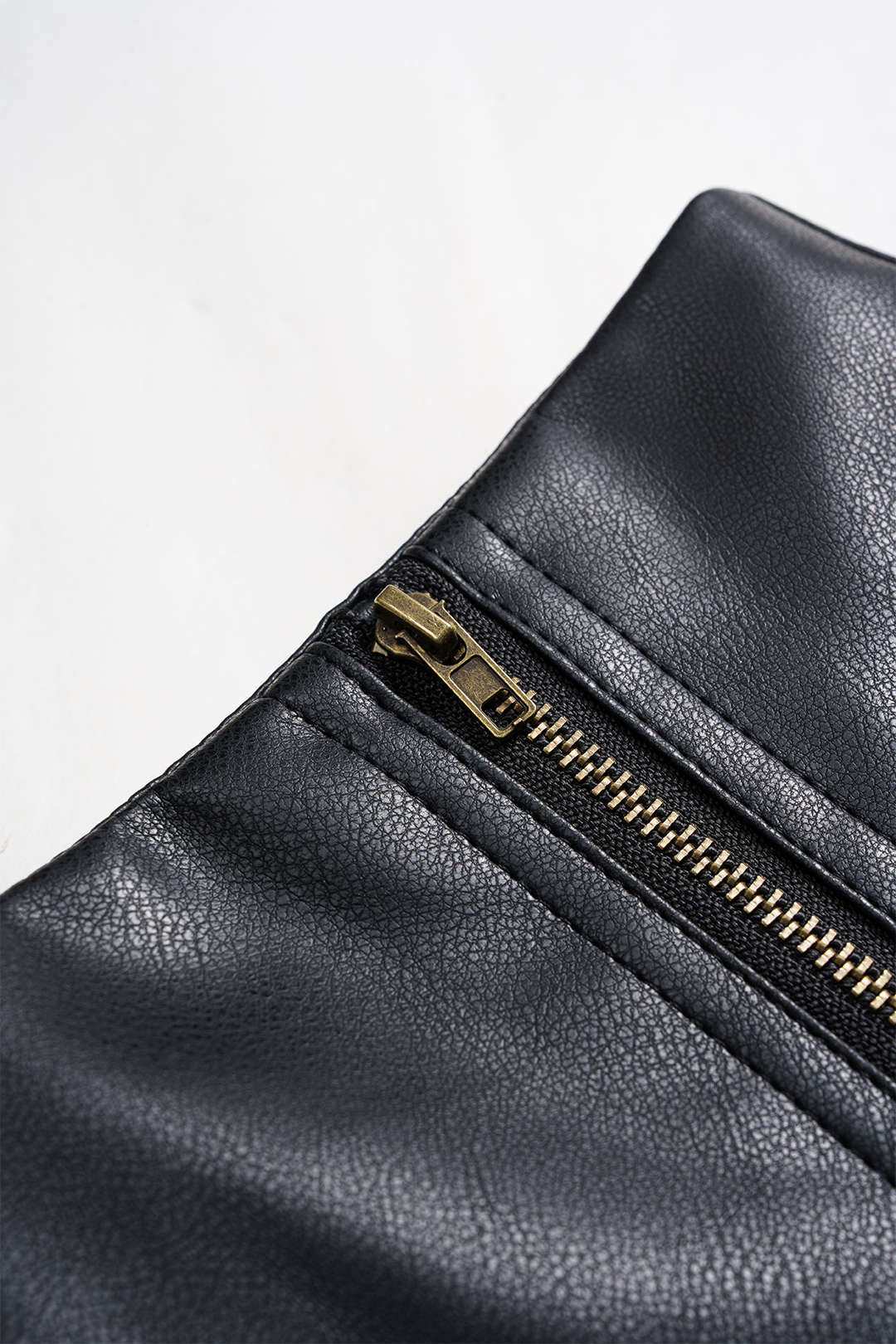 Faux Leather Ruched Zipper Shorts - Image 3