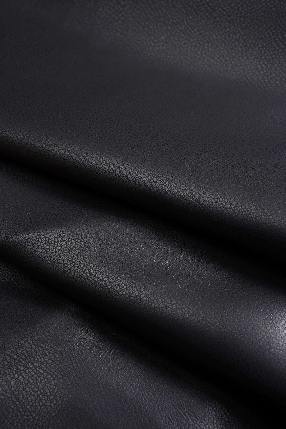 Faux Leather Ruched Zipper Shorts - Image 4
