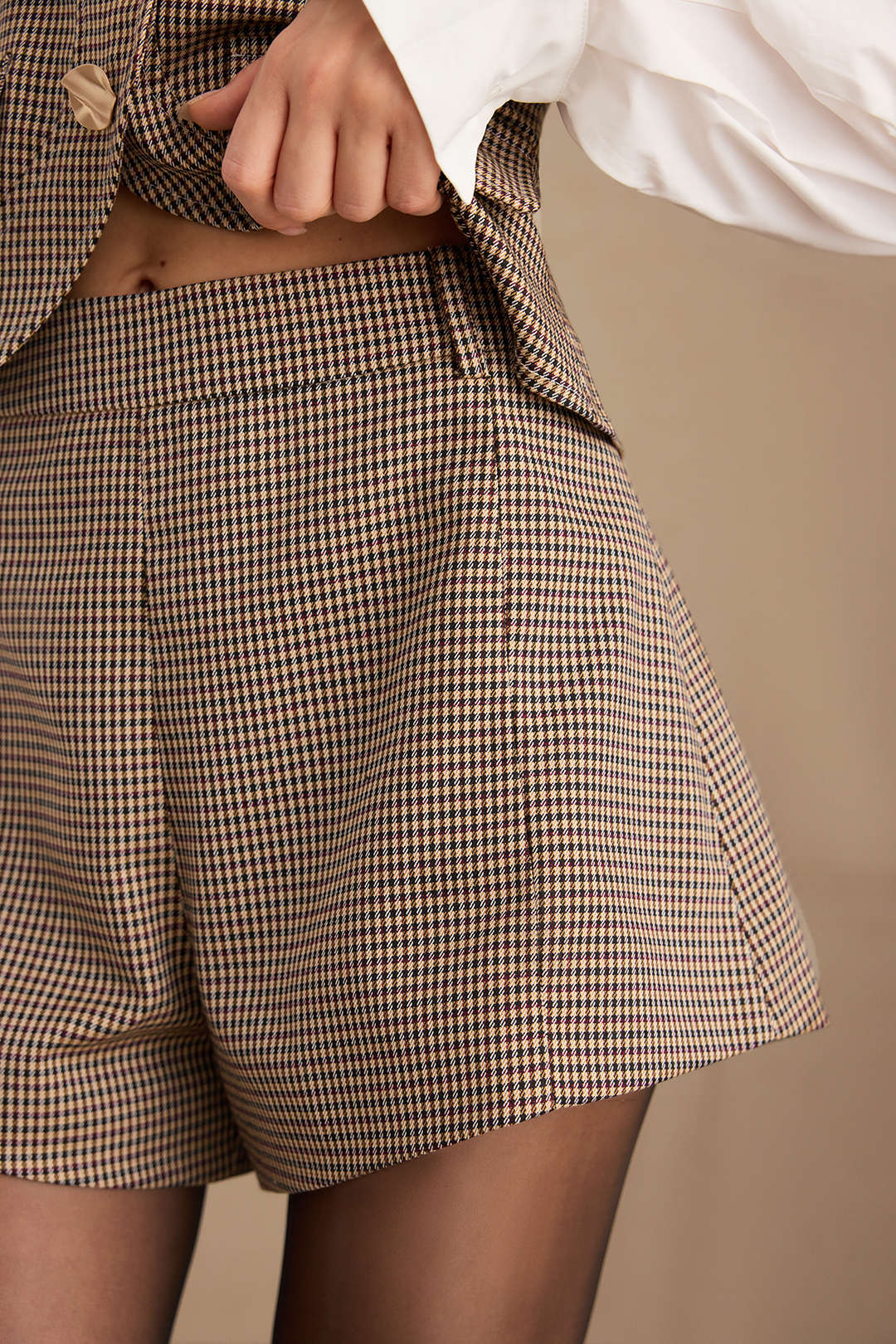 Plaid Print Pocket Shorts - Image 4