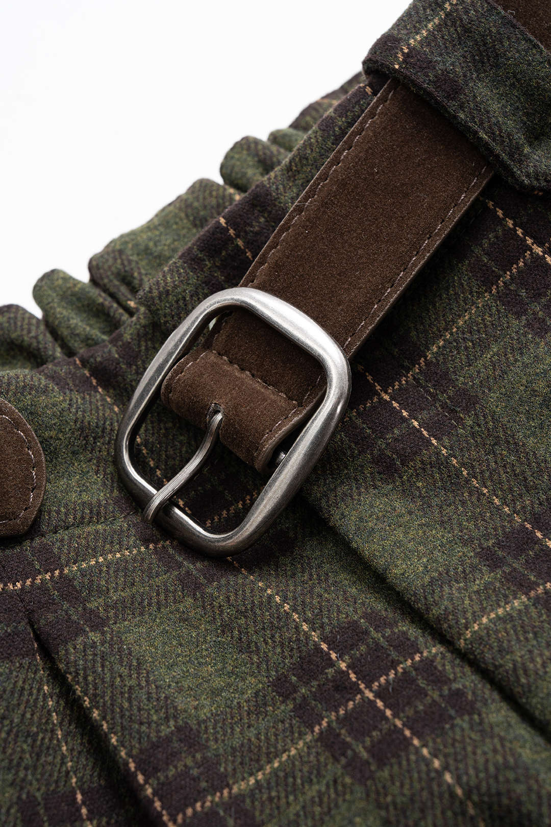 Plaid Print Belted Cuffed Shorts - Image 3