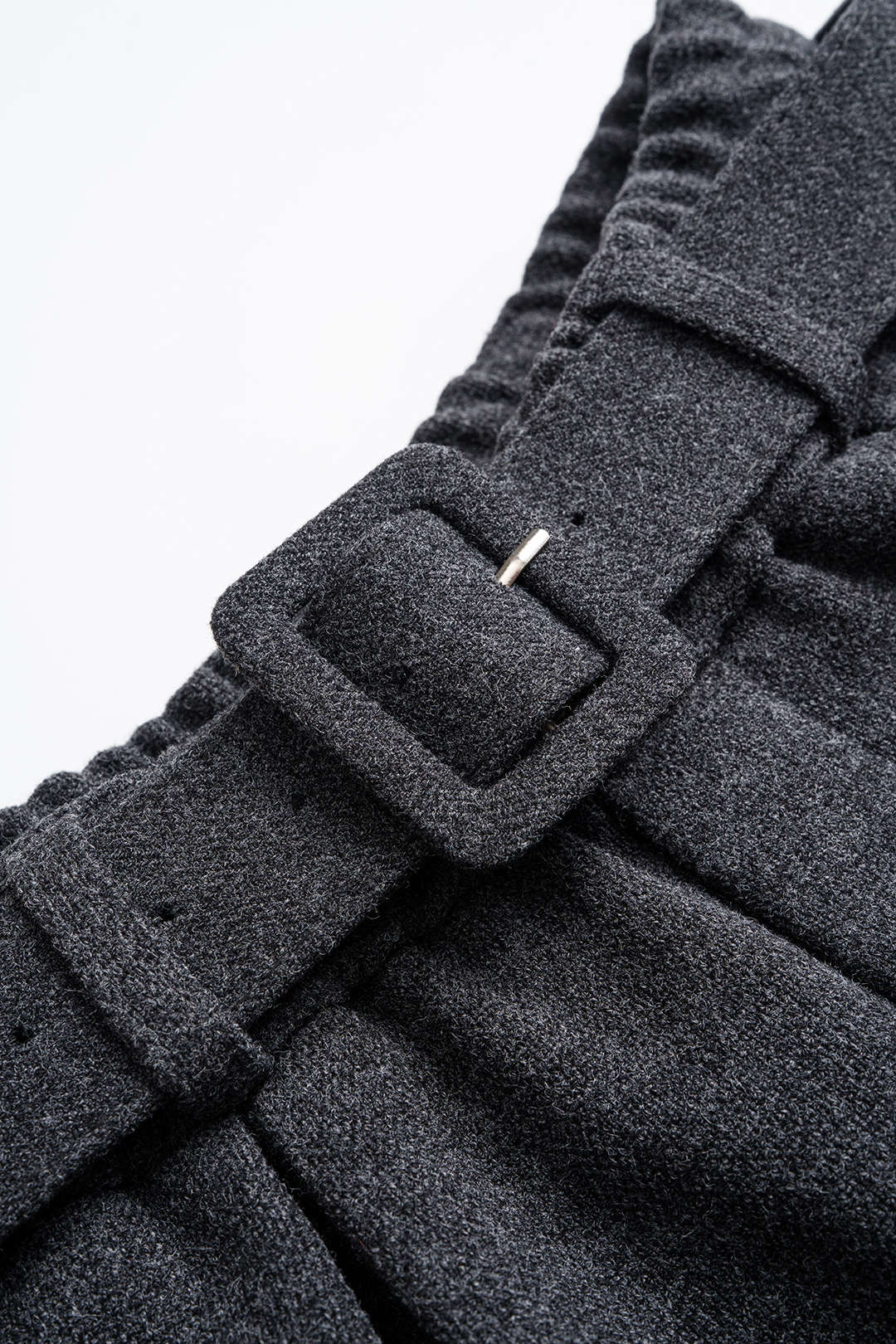 Woolen Belted Ruched High Waist Shorts - Image 3