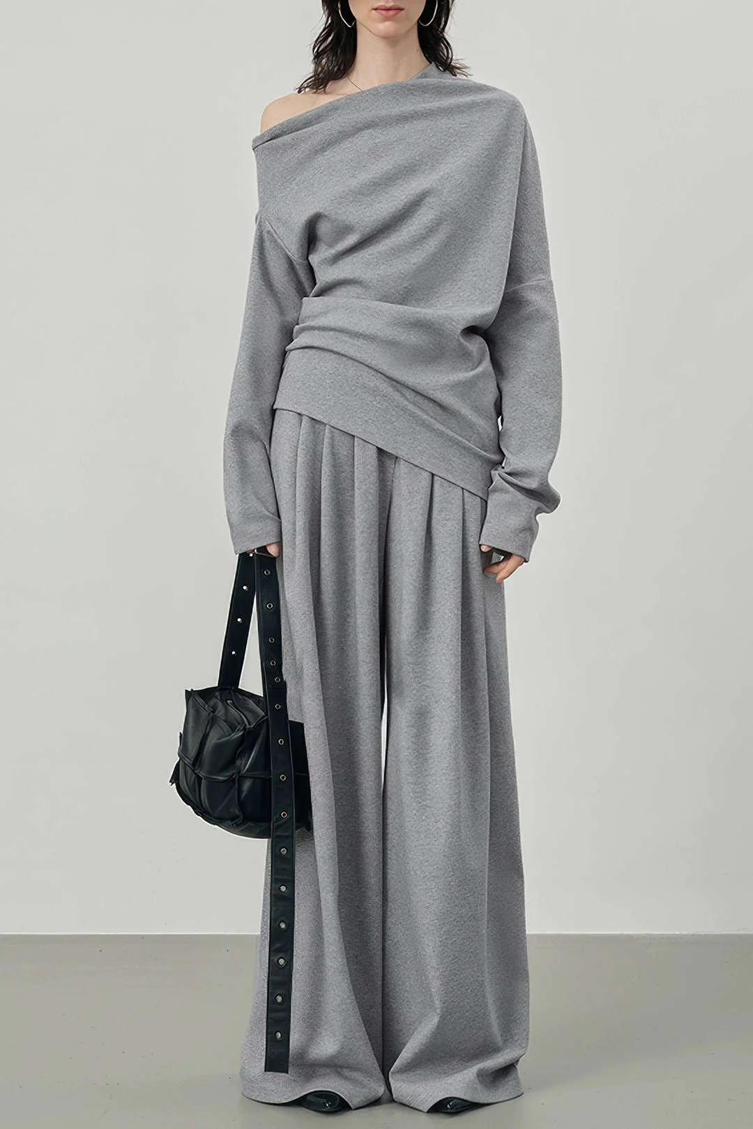 Ruched Wide Leg Trousers - Image 3