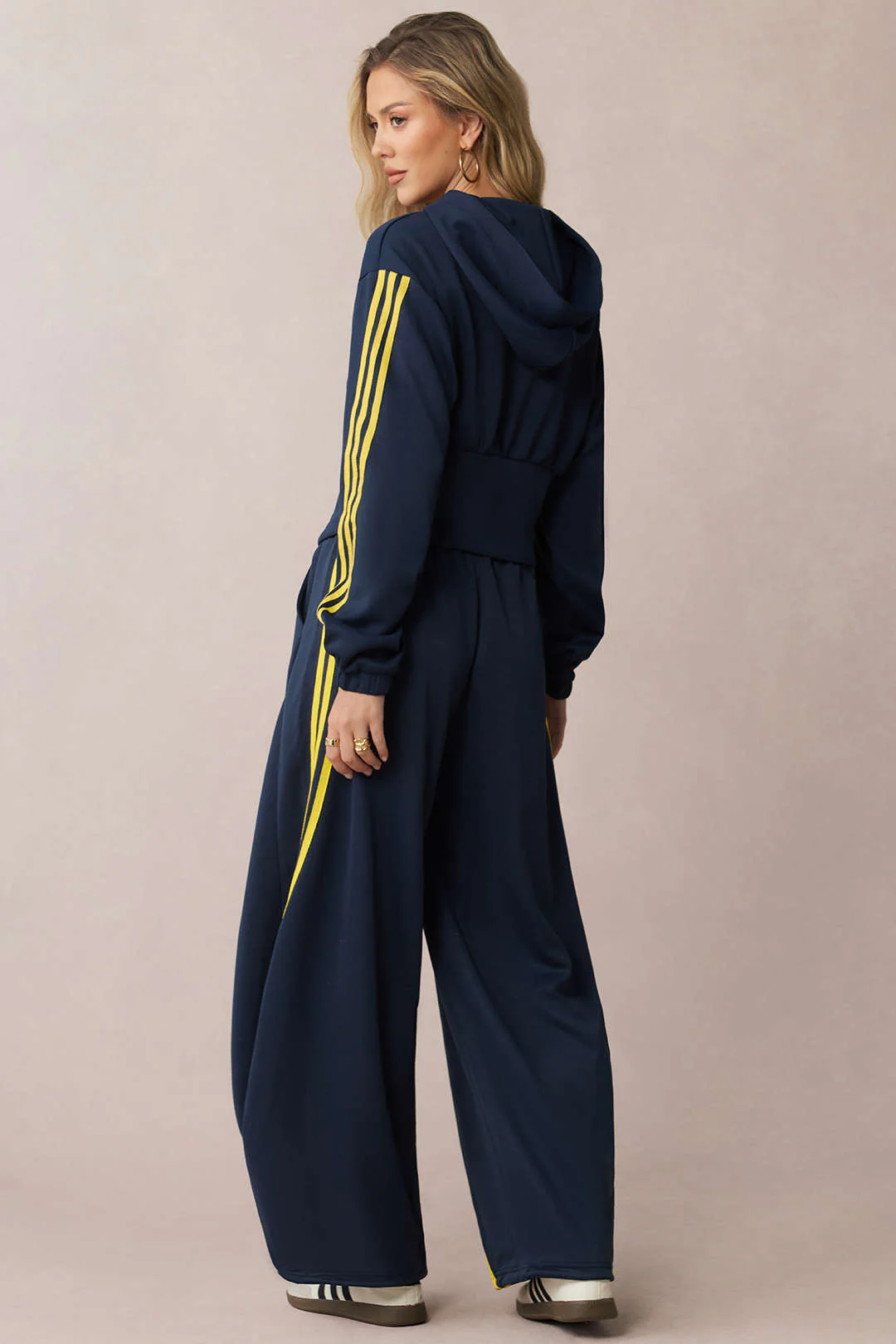 Contrast Tie-Up Barrel Trousers - Image 6
