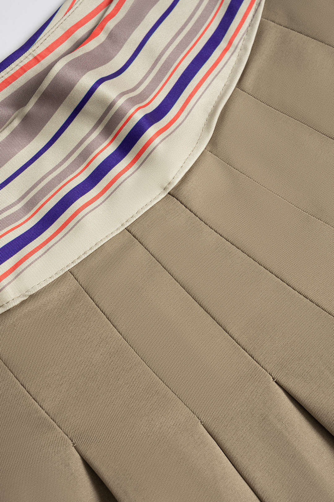 Striped Print Pleated Wide Leg Trousers - Image 3