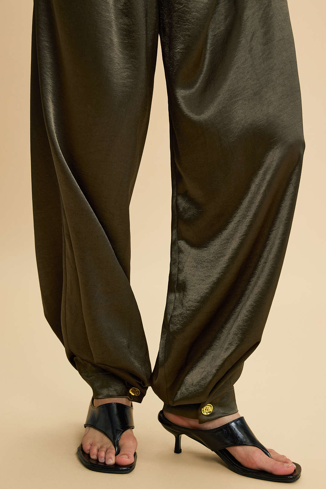 Satin High Waist Pleated Pants - Image 3