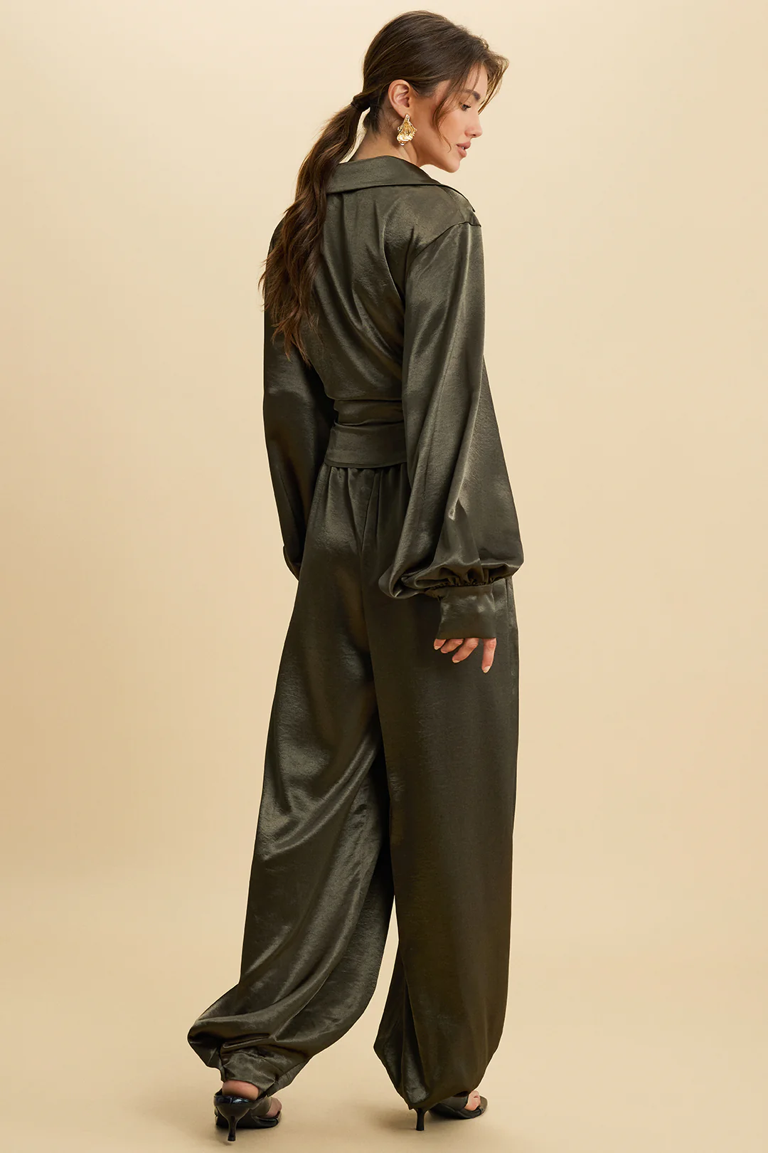 Satin High Waist Pleated Pants - Image 4