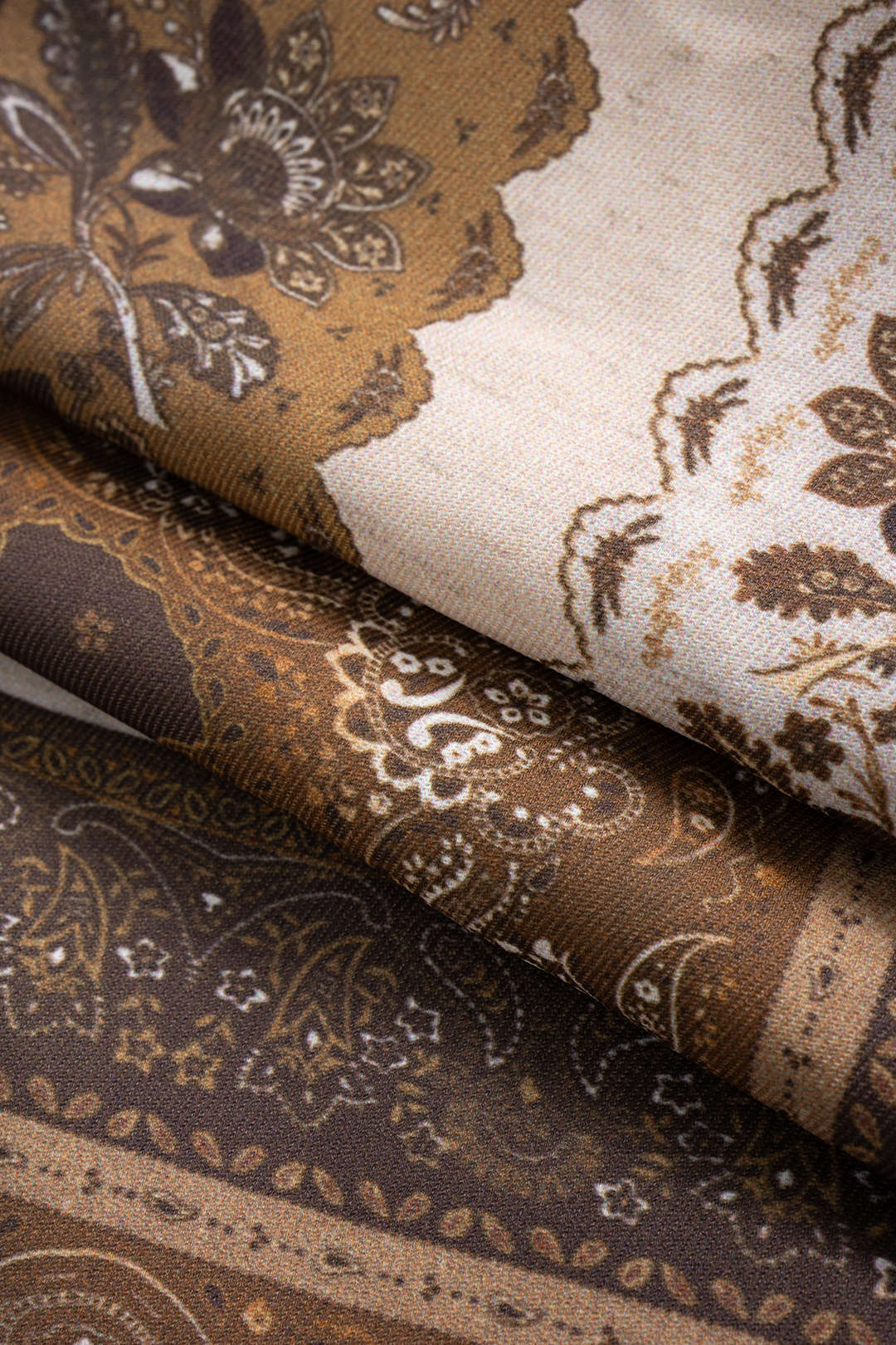 Bohemian Paisley Print Trousers - Image 9