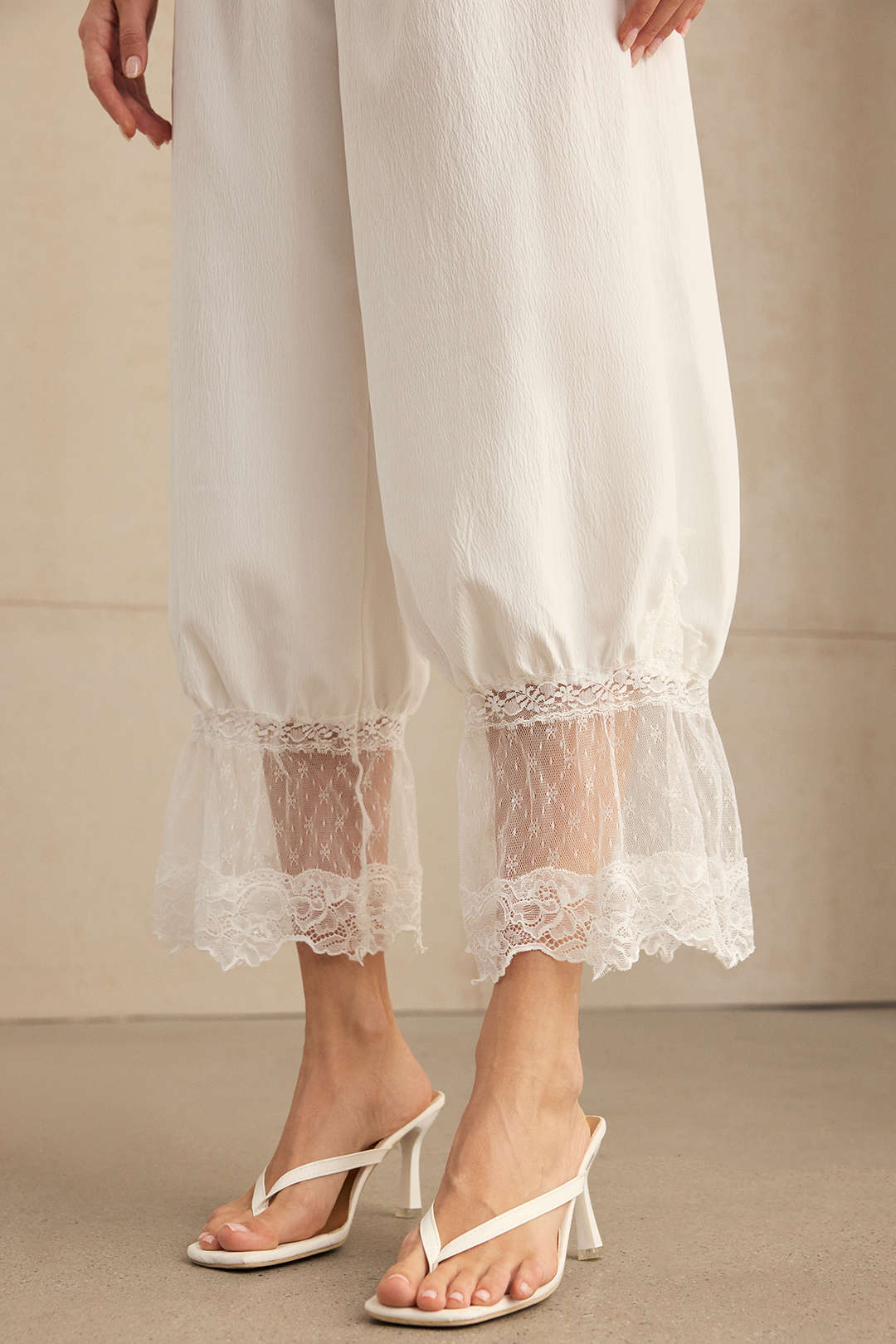 Patchwork Lace Drawstring Shirred Waistband Lantern Pants - Image 4