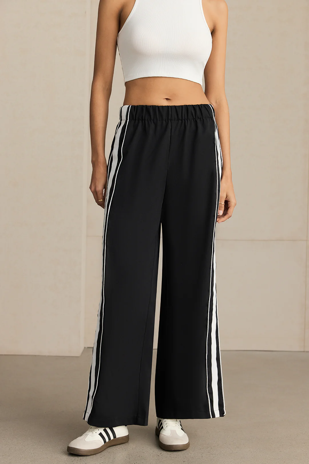 Contrast Straight Leg Pants - Image 2