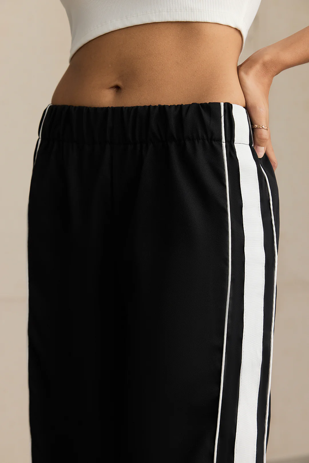 Contrast Straight Leg Pants - Image 4