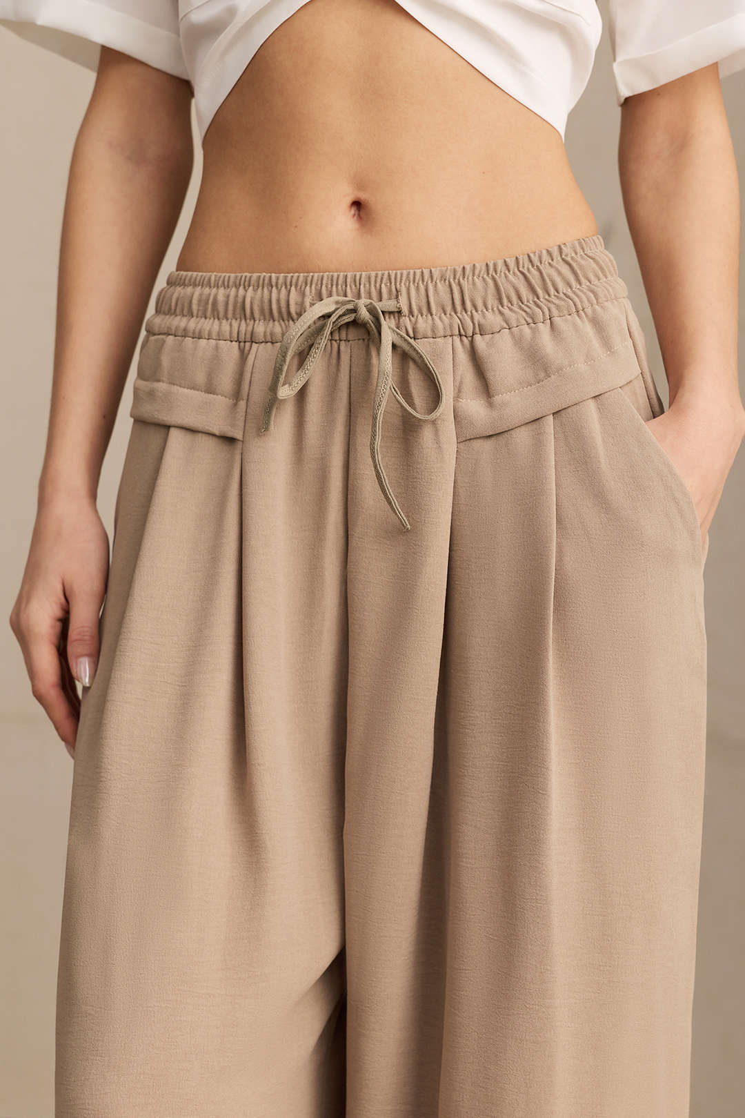 Drawstring Shirred Waistband Wide Leg Pants - Image 3