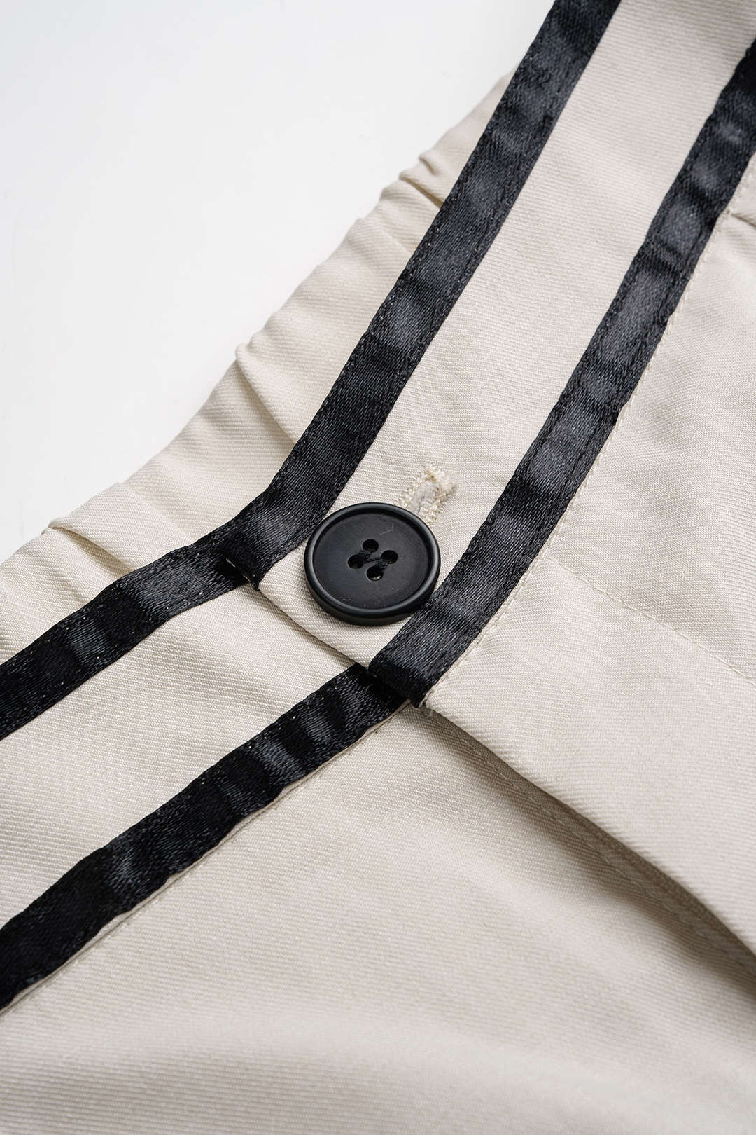 Contrast Binding Straight Leg Pants - Image 5