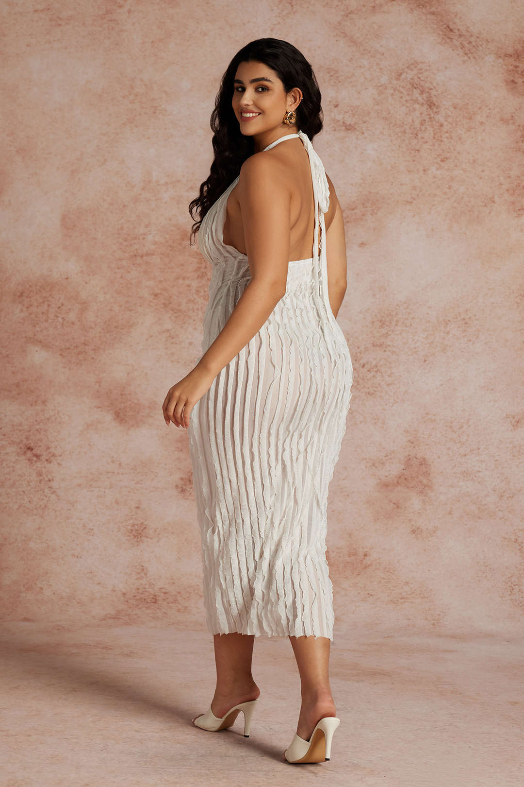 Plus Size Ruffle Texture Halter Backless Maxi Dress - Image 7
