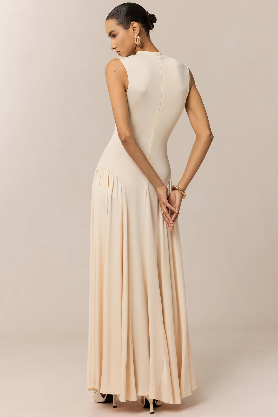 Mock Neck Ruched Sleeveless Maxi Dress - Image 4